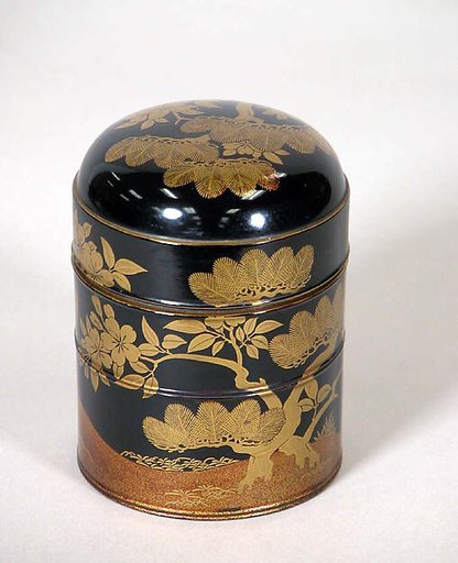 Lunchbox with Lid and Five silver Chopsticks and Rests