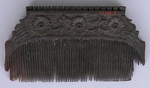 Comb