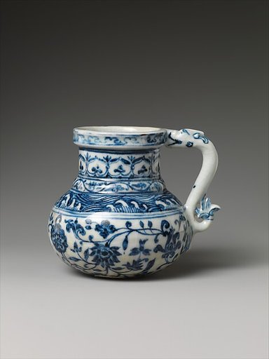 Tankard with Peony Scroll