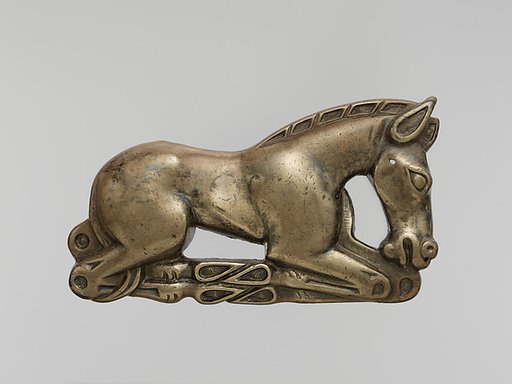 Belt plaque in the shape of a kneeling horse