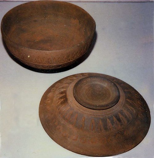 Bowl with Cover
