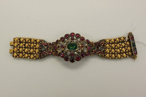 Armlet