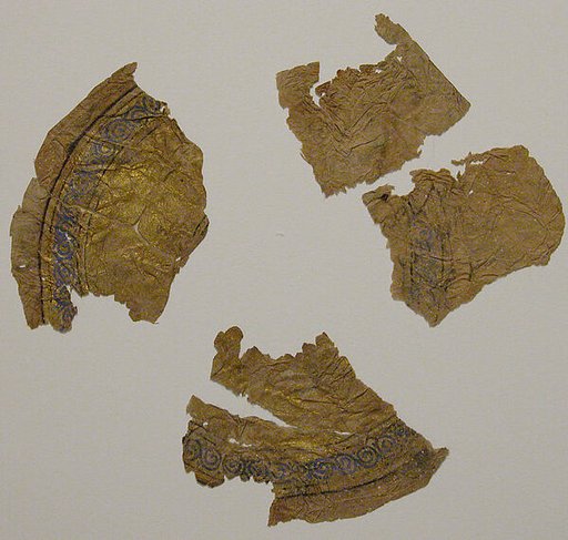Fragments of  a Non-Illustrated Single Work