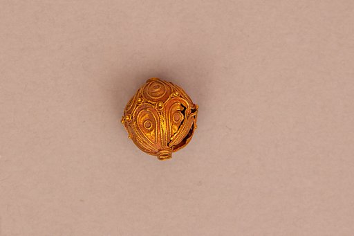 Bead