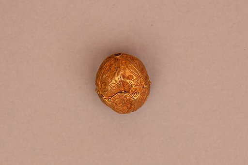 Bead