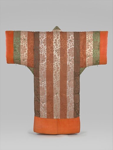 Kimono-shaped Comforter (Yogi) with Peonies and Stripes