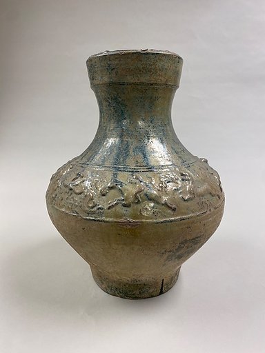 Wine container (hu) with mythical creatures
