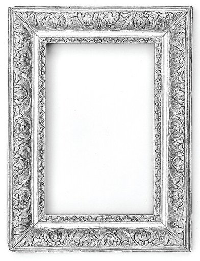 Barbizon-style frame