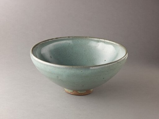 Deep bowl, Jun ware