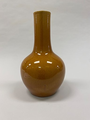 Bottle vase