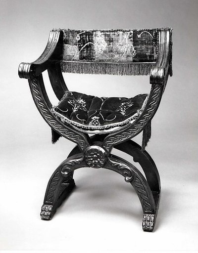 Hip-joint armchair (Dantesca type, associated with 1975.1.1975 a,b)