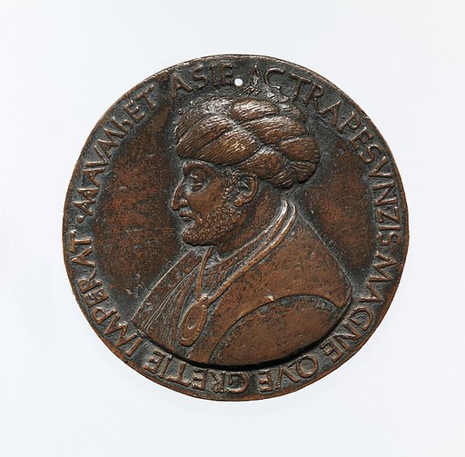 Portrait medal of Sultan Mehmed II (obverse); a Triumphal Chariot (reverse)