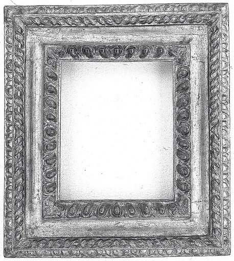 Reverse hollow frame (pair with 1975.1.2080)