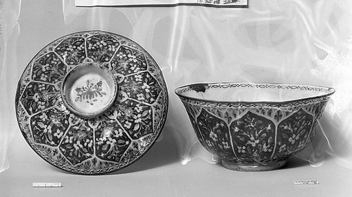 Covered bowl with floral pattern