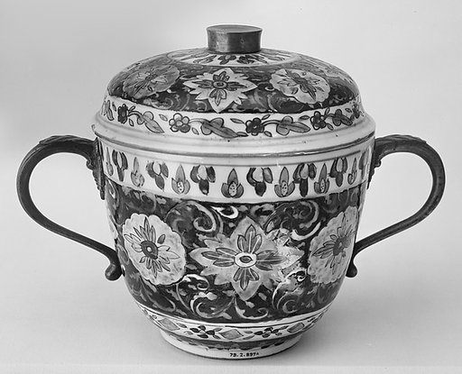 Covered bowl with floral pattern