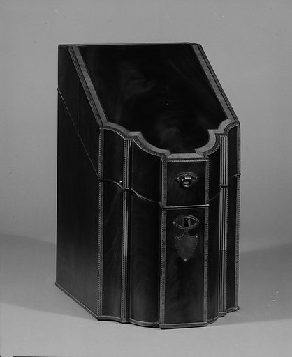 Knife Box
