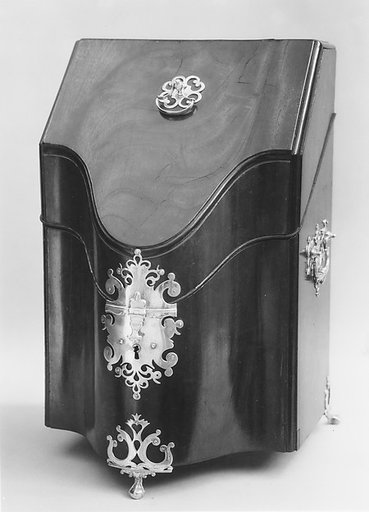 Knife Box