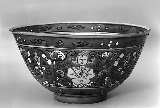 Bowl with Thai mythical figures