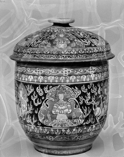 Covered bowl with Thai mythical figures