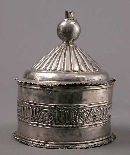 Pyx