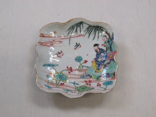 Dish with figures by a lotus pond