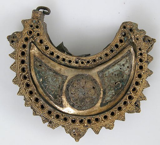 One of a Pair of Crescent-Shaped Earrings with Rosettes