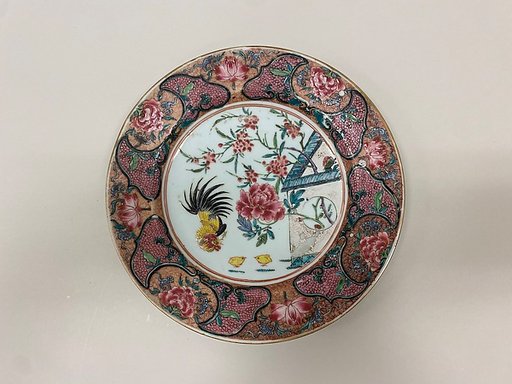 Plate with flowers