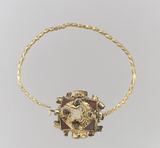 One of a Pair of Gold Earrings with Garnets