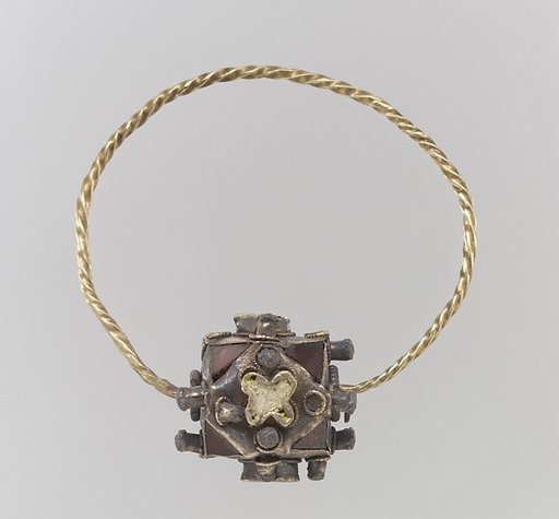 One of a Pair of Gold Earrings with Garnets