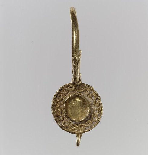 Earring