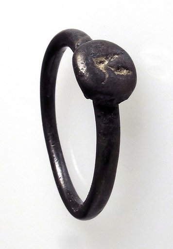 Finger Ring