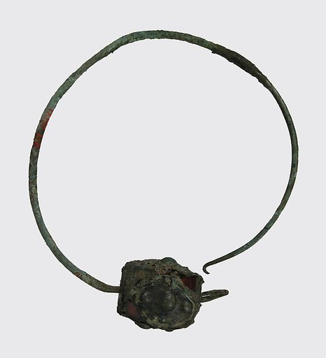 Earring