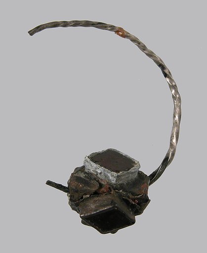Earring
