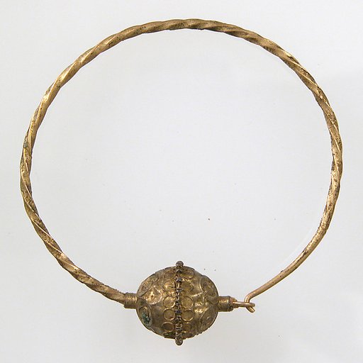 Earring