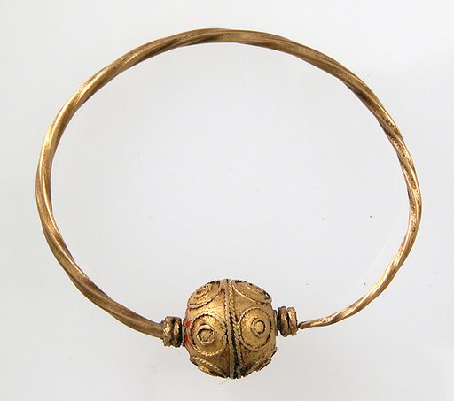 Earring