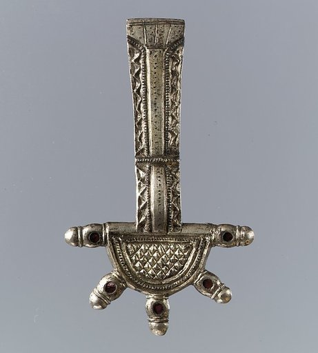 Bow Brooch