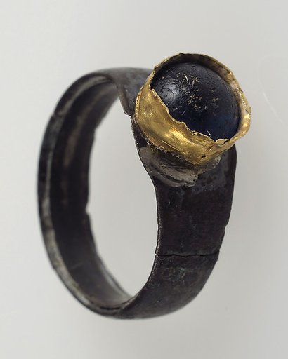 Finger Ring
