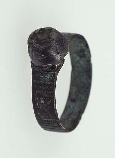 Finger Ring
