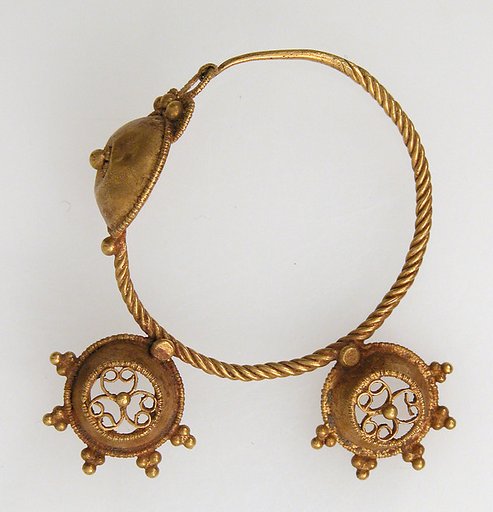 Earring