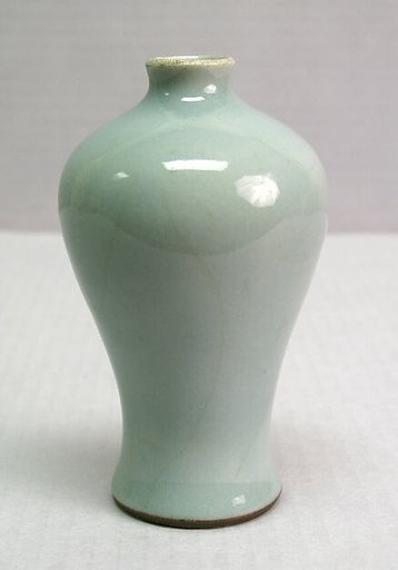 Prunus Vase