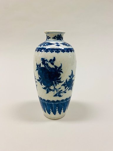 Vase with peaches, pomegranates, and fingered citrons