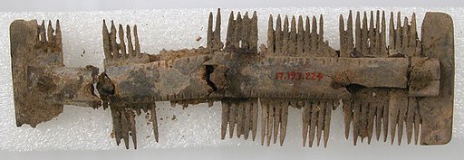 Double-Sided Comb