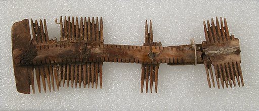 Double-Sided Comb