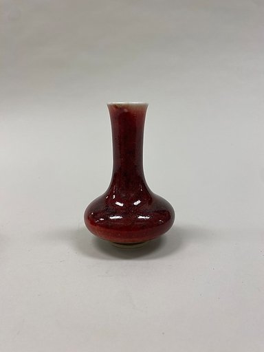 Minature vase
