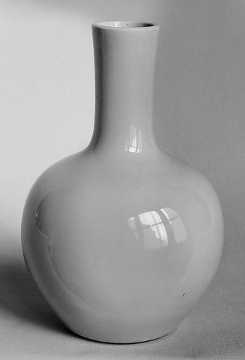 Bottle vase
