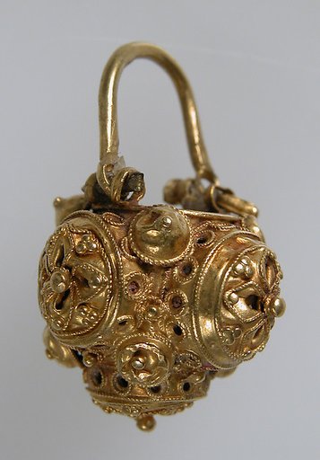 Basket Earring