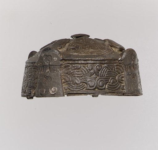 Round Box Brooch
