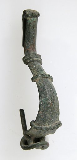 Bow Brooch