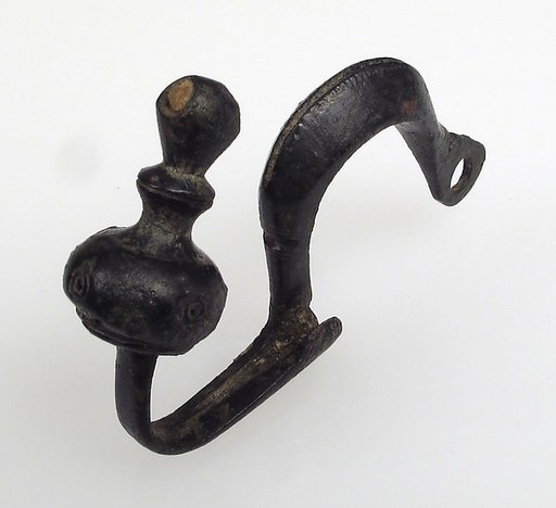 Bow of a Brooch