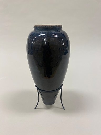 Bottle vase